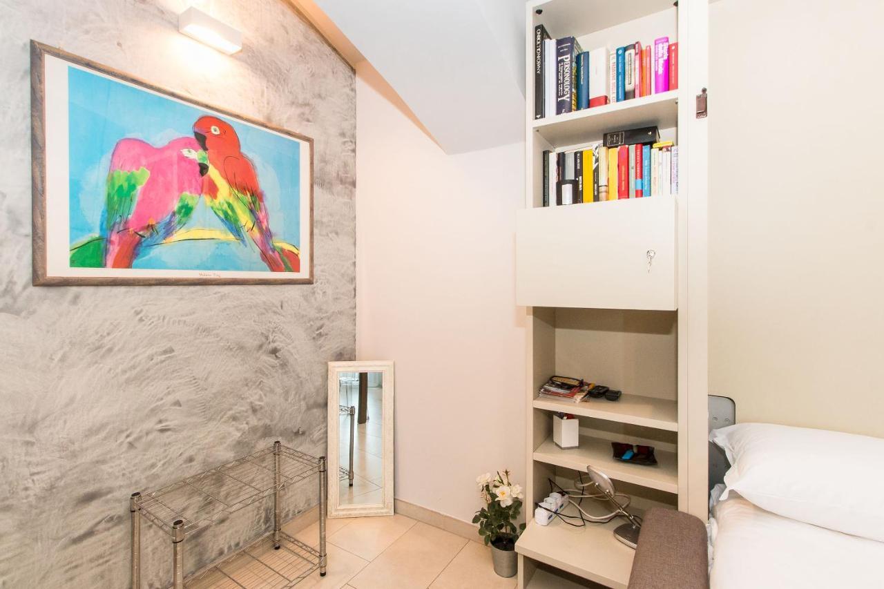 Corso Vittorio & Valentino Bright Studio Apartment Торино Екстериор снимка