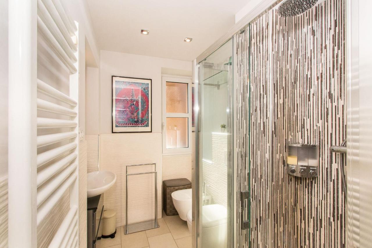 Corso Vittorio & Valentino Bright Studio Apartment Торино Екстериор снимка