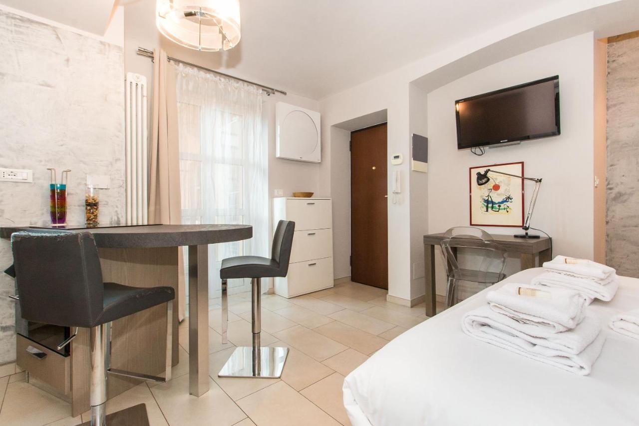 Corso Vittorio & Valentino Bright Studio Apartment Торино Екстериор снимка
