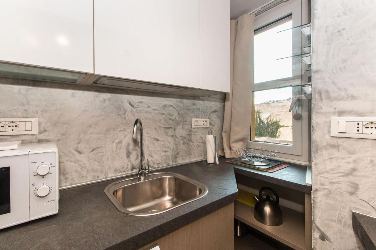 Corso Vittorio & Valentino Bright Studio Apartment Торино Екстериор снимка